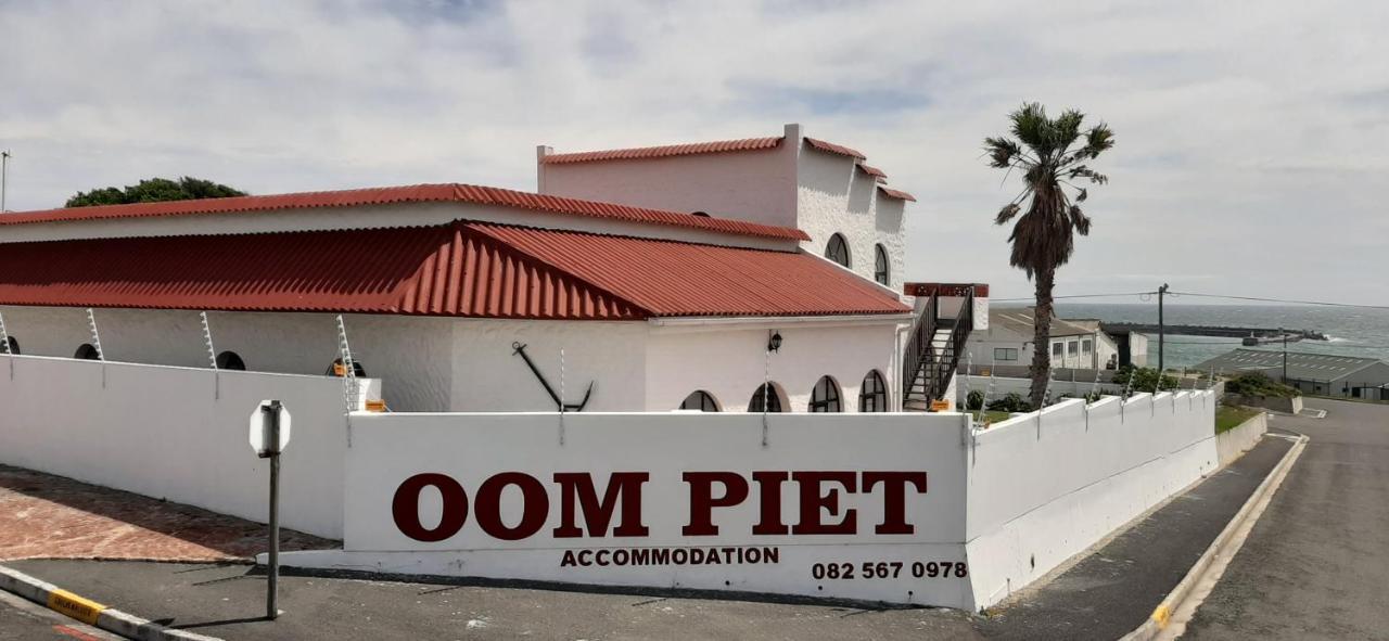 Oom Piet Accommodation Gansbaai Bagian luar foto