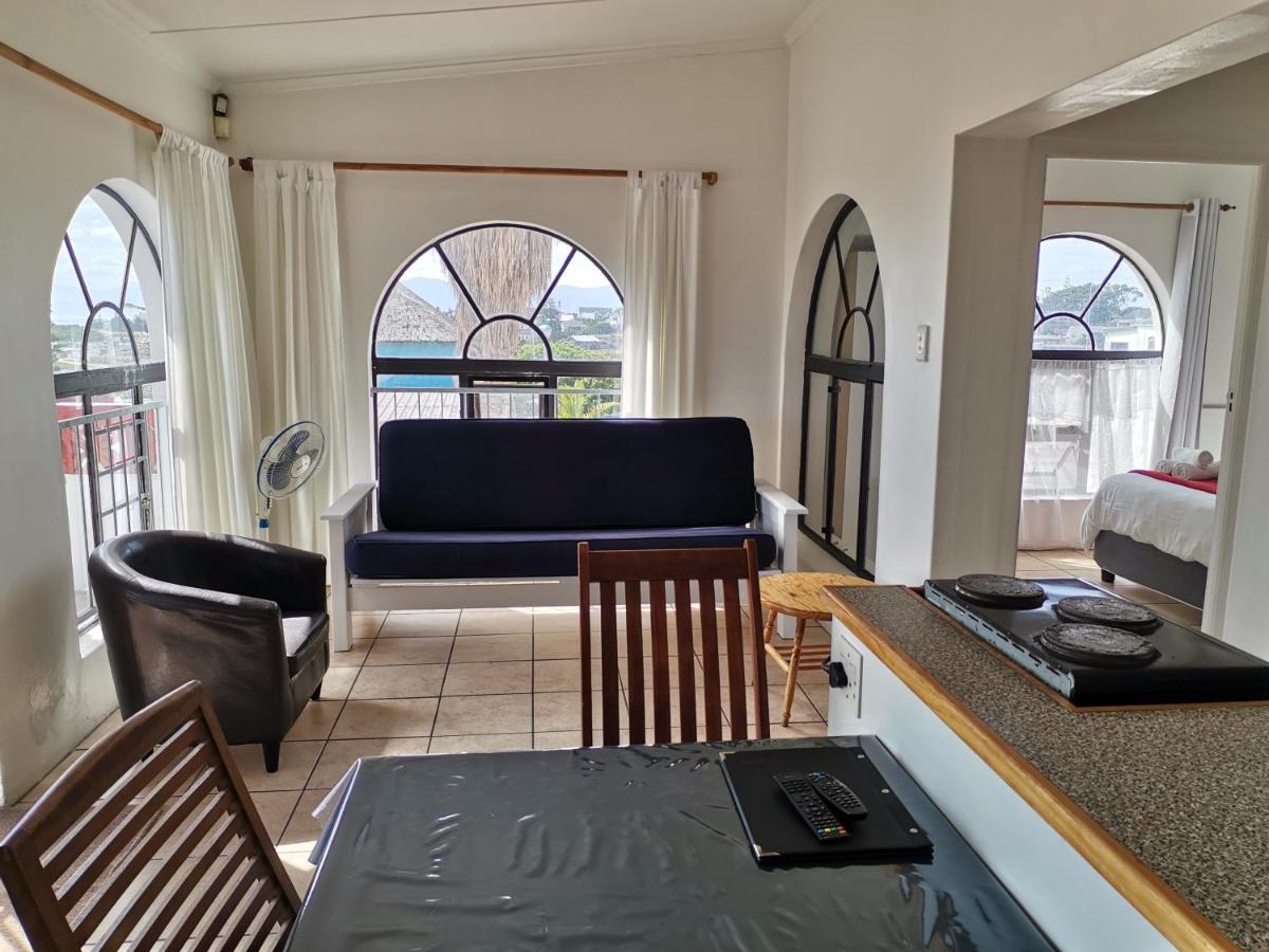 Oom Piet Accommodation Gansbaai Bagian luar foto