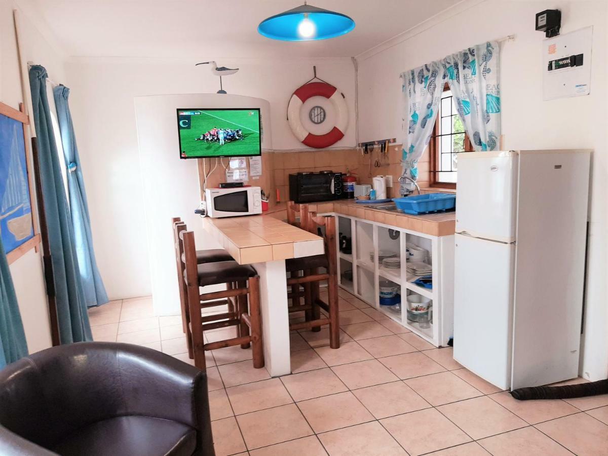 Oom Piet Accommodation Gansbaai Bagian luar foto